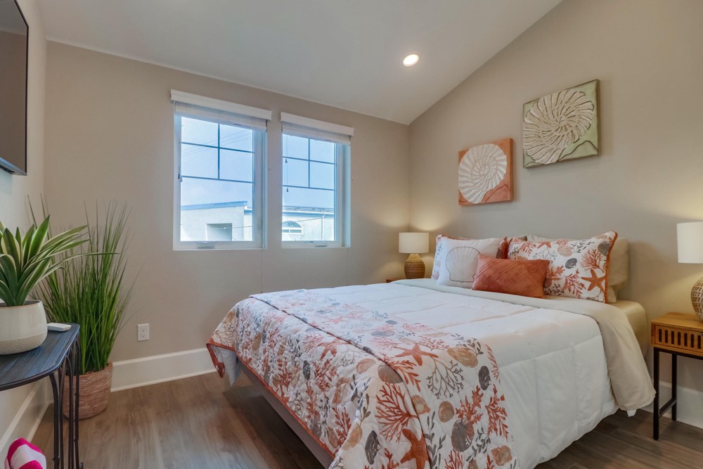 Virtual tour photo 35 of 49 for 832 Santa Barbara Pl