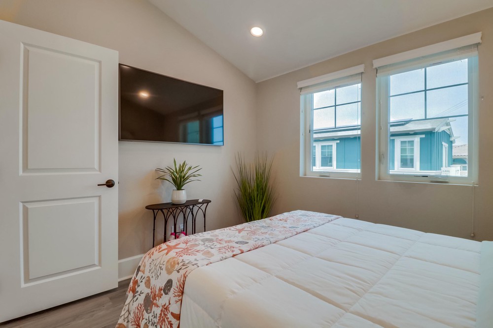 Virtual tour photo 36 of 49 for 832 Santa Barbara Pl