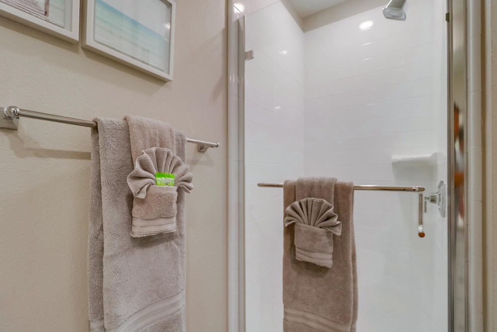Virtual tour photo 39 of 49 for 832 Santa Barbara Pl