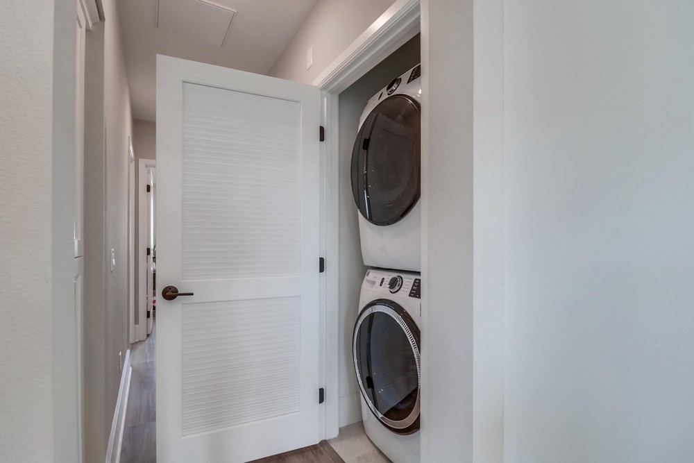 Virtual tour photo 43 of 49 for 832 Santa Barbara Pl