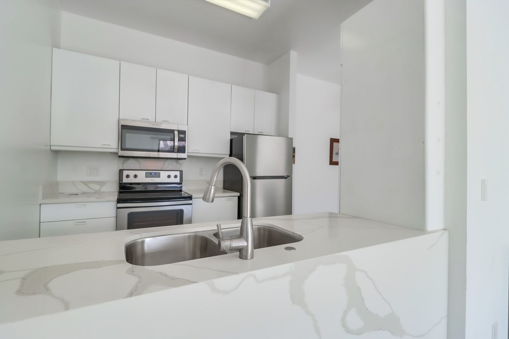 Virtual tour photo 11 of 42 for 8320 Regents Rd #2p