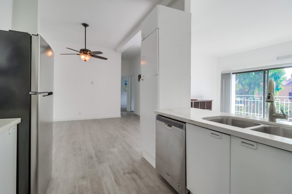 Virtual tour photo 20 of 42 for 8320 Regents Rd #2p