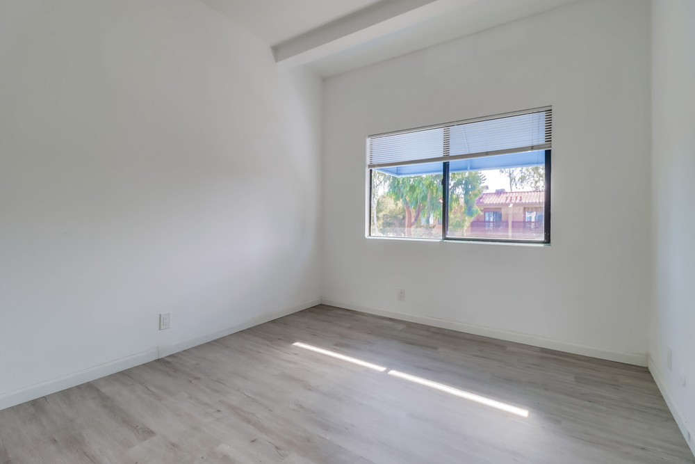 Virtual tour photo 29 of 42 for 8320 Regents Rd #2p