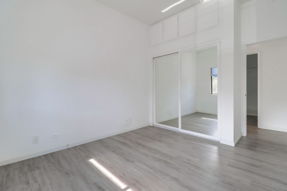 Virtual tour photo 30 of 42 for 8320 Regents Rd #2p