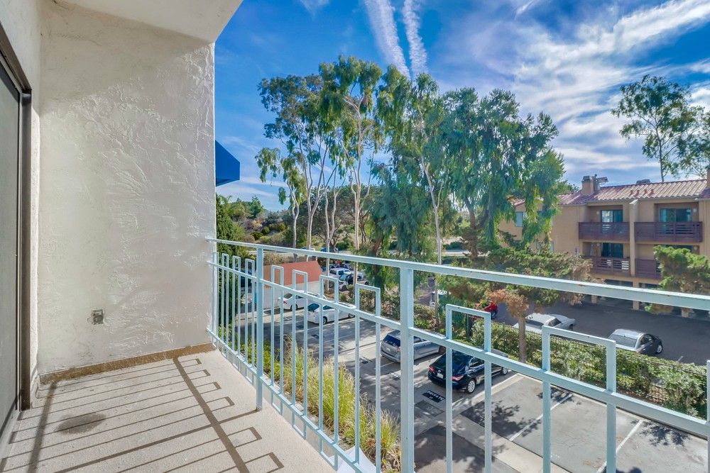 Virtual tour photo 34 of 42 for 8320 Regents Rd #2p