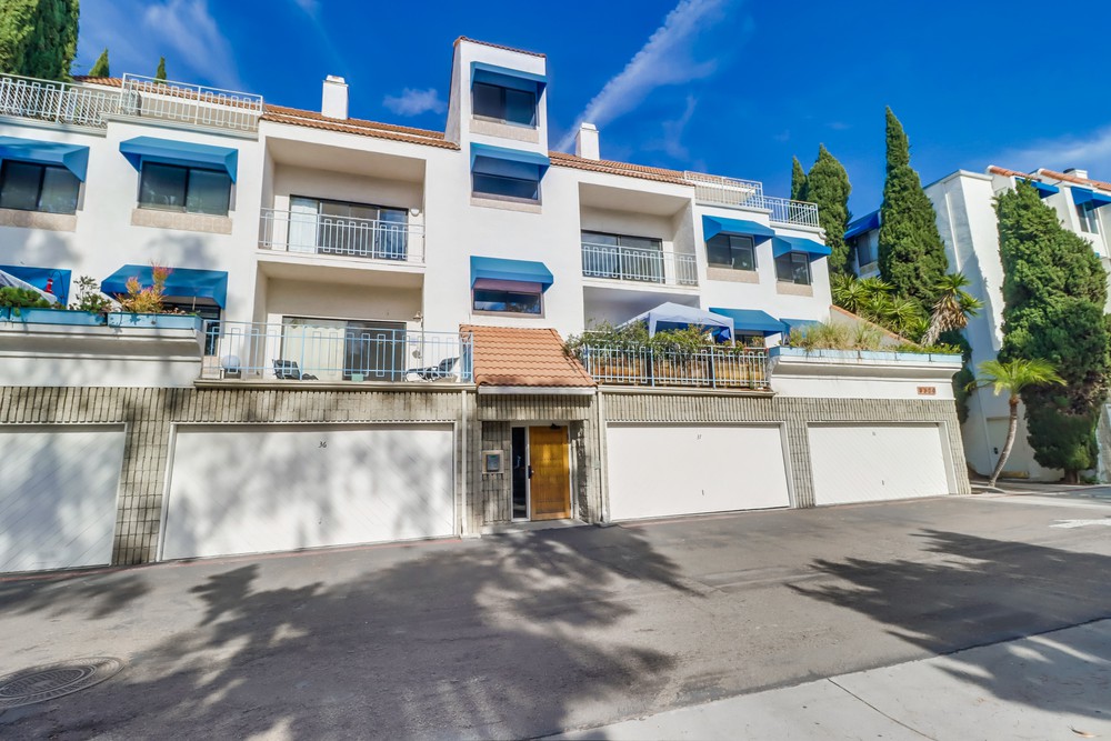 Virtual tour photo 39 of 42 for 8320 Regents Rd #2p