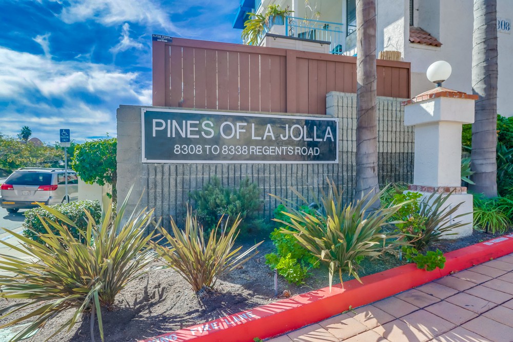 Virtual tour photo 43 of 42 for 8320 Regents Rd #2p