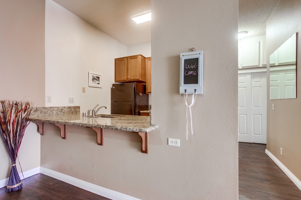 Virtual tour photo 11 of 36 for 8324 Regents Rd #2e