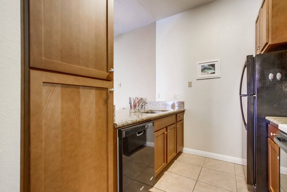Virtual tour photo 14 of 36 for 8324 Regents Rd #2e