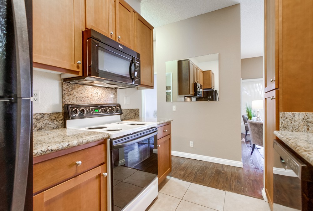 Virtual tour photo 15 of 36 for 8324 Regents Rd #2e