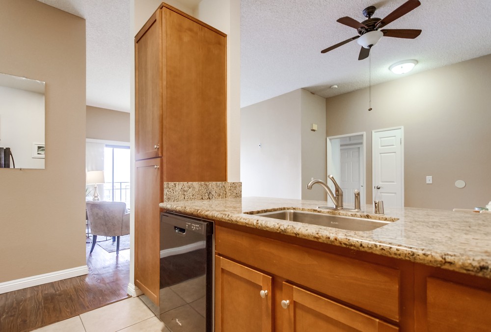 Virtual tour photo 16 of 36 for 8324 Regents Rd #2e