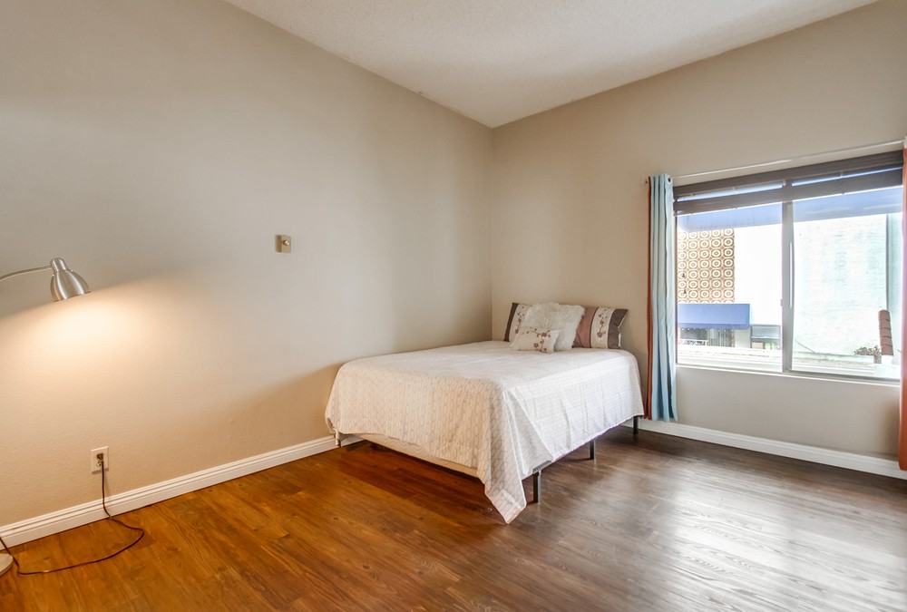 Virtual tour photo 17 of 36 for 8324 Regents Rd #2e