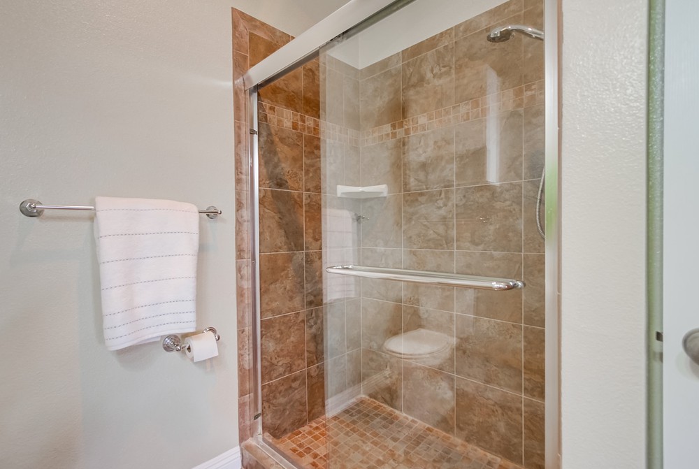 Virtual tour photo 23 of 36 for 8324 Regents Rd #2e