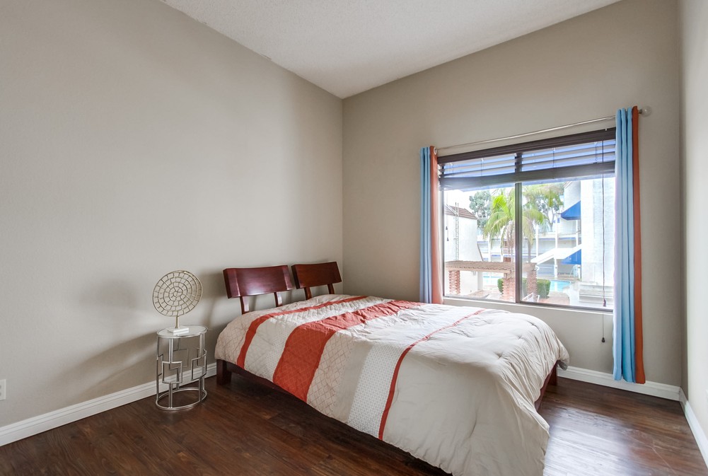 Virtual tour photo 25 of 36 for 8324 Regents Rd #2e