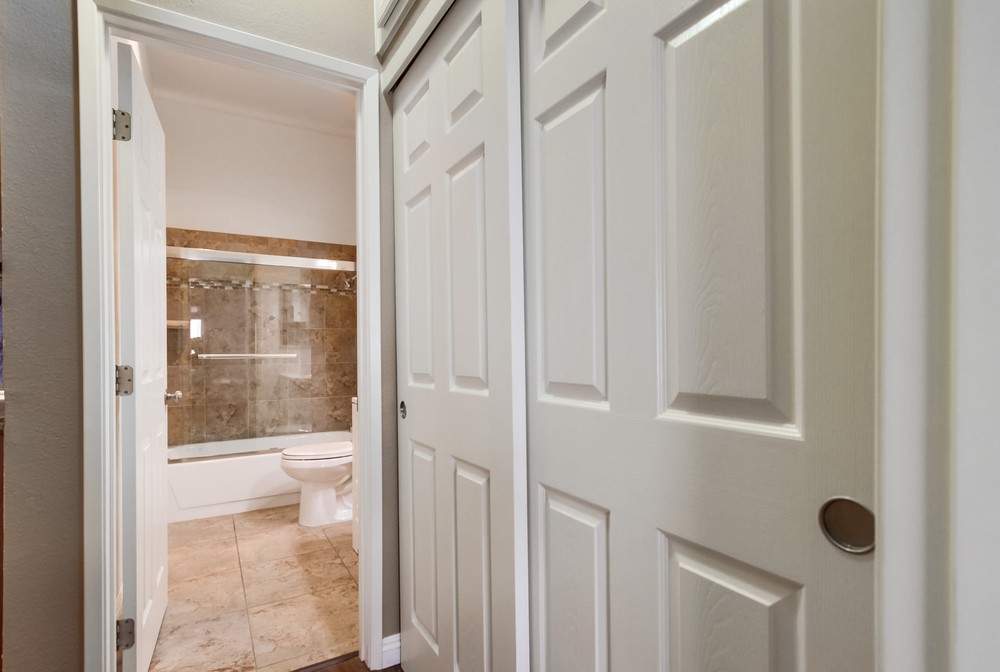Virtual tour photo 27 of 36 for 8324 Regents Rd #2e