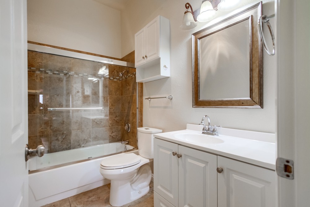 Virtual tour photo 28 of 36 for 8324 Regents Rd #2e