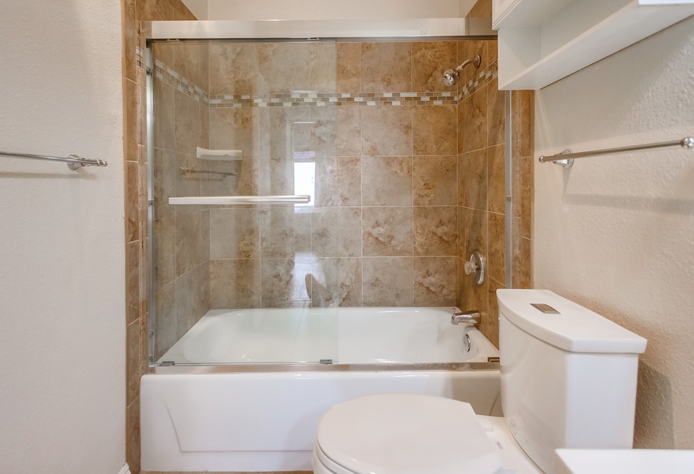 Virtual tour photo 29 of 36 for 8324 Regents Rd #2e