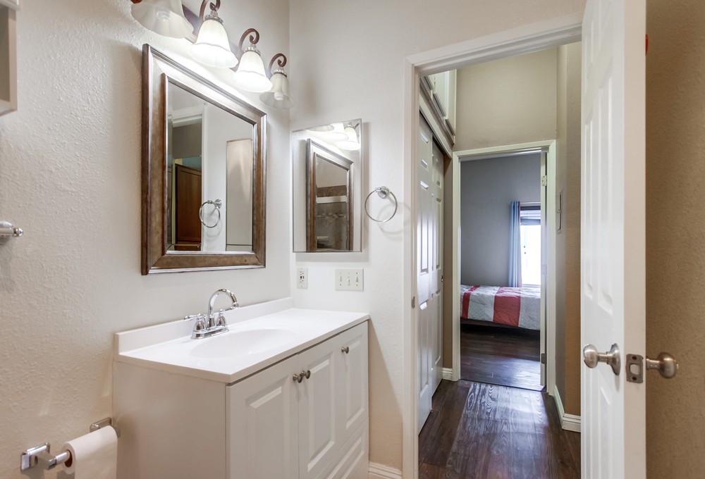 Virtual tour photo 30 of 36 for 8324 Regents Rd #2e