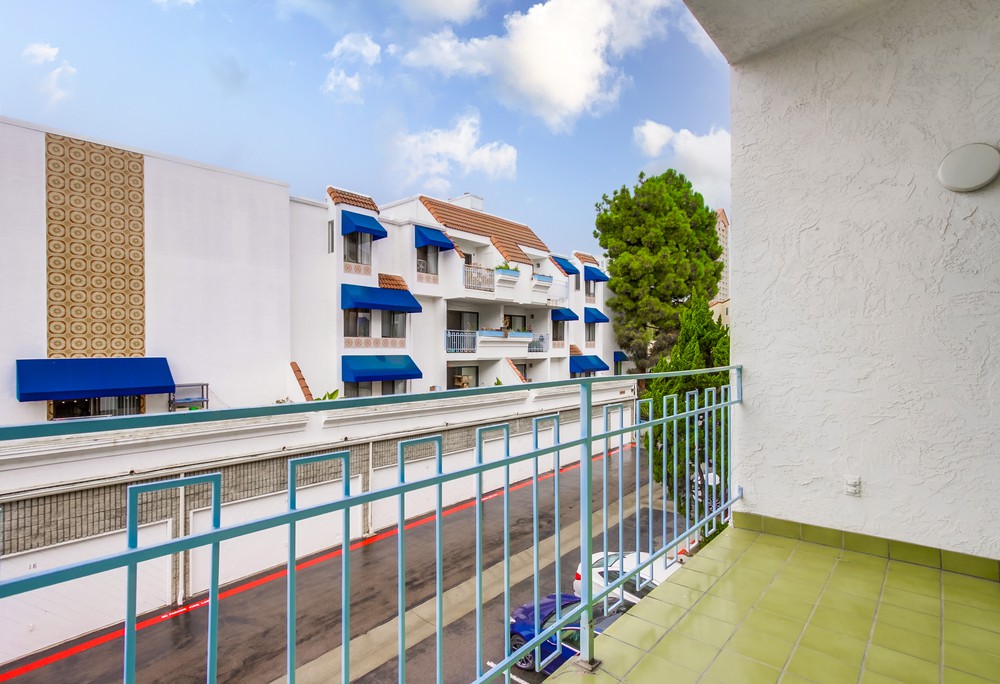 Virtual tour photo 34 of 36 for 8324 Regents Rd #2e