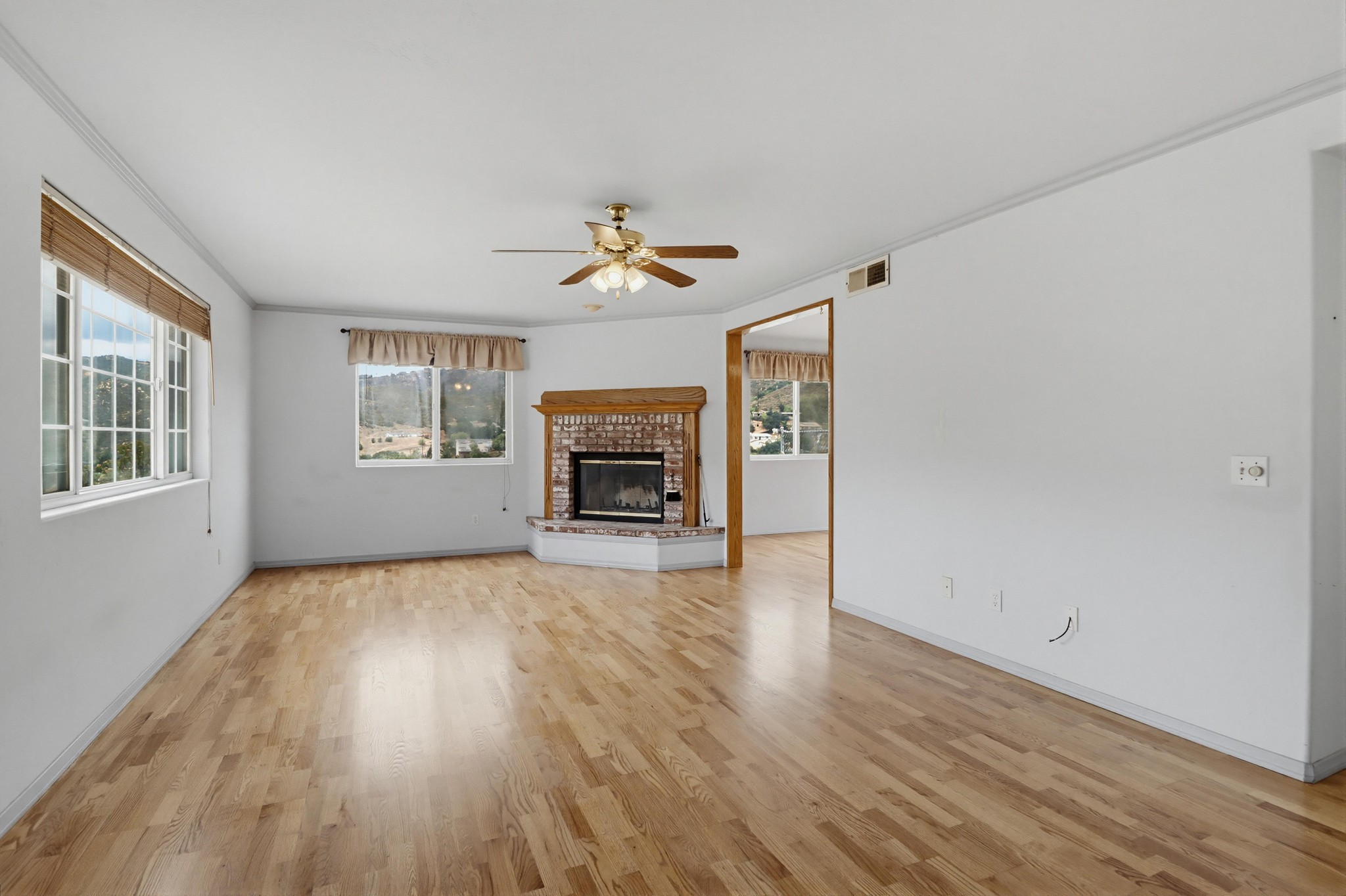Virtual tour photo 12 of 76 for 833 Cochran Trail