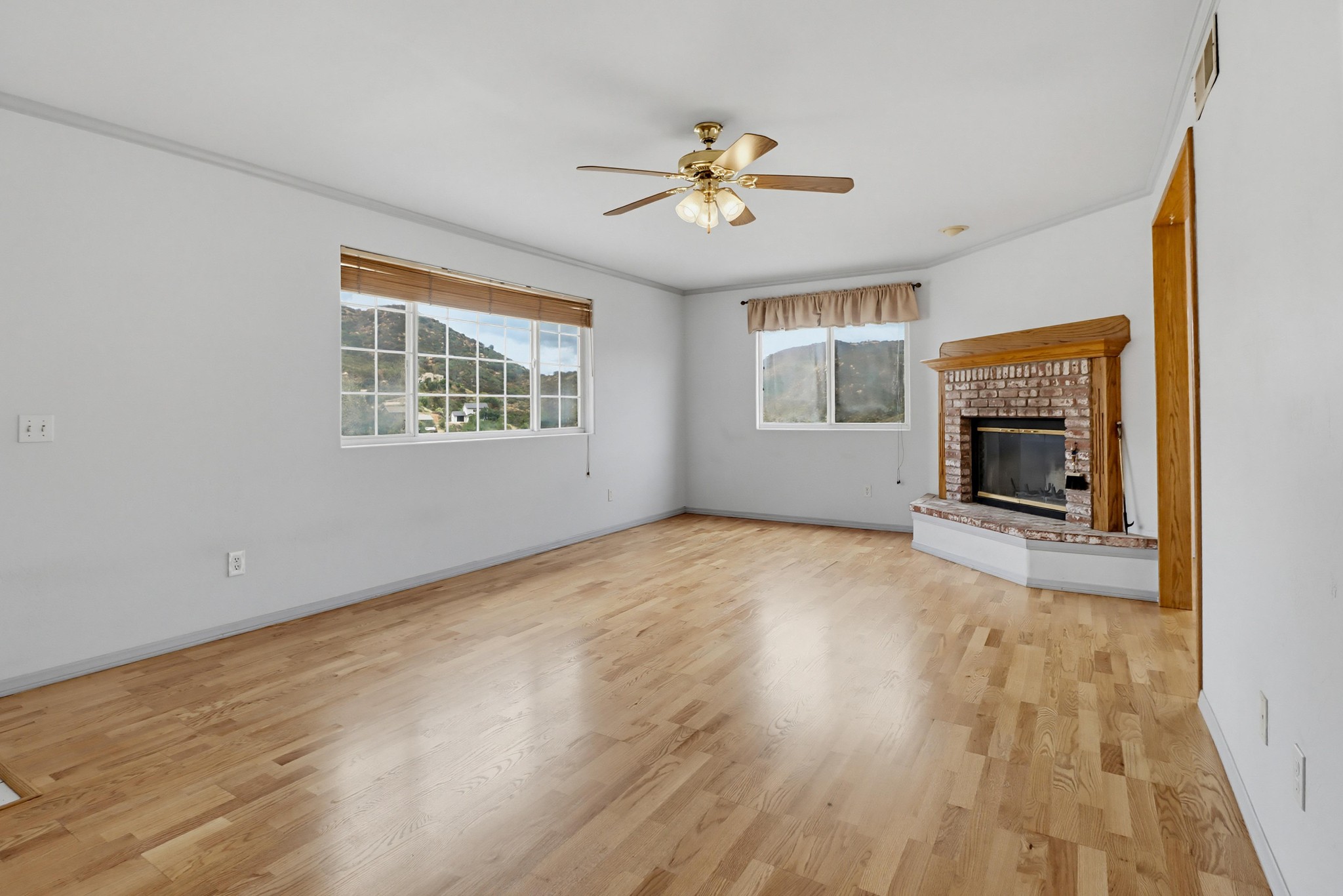 Virtual tour photo 13 of 76 for 833 Cochran Trail