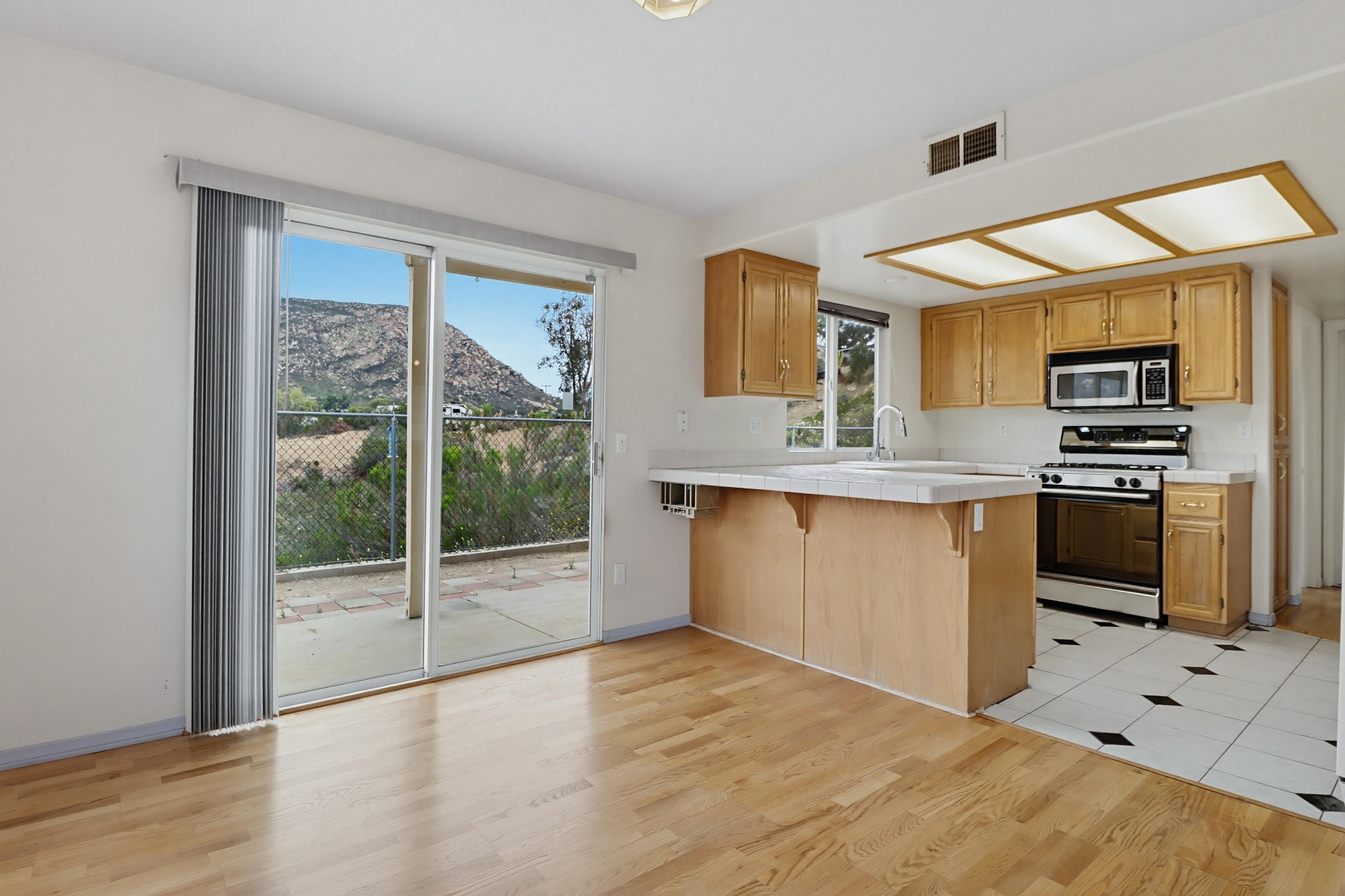 Virtual tour photo 16 of 76 for 833 Cochran Trail