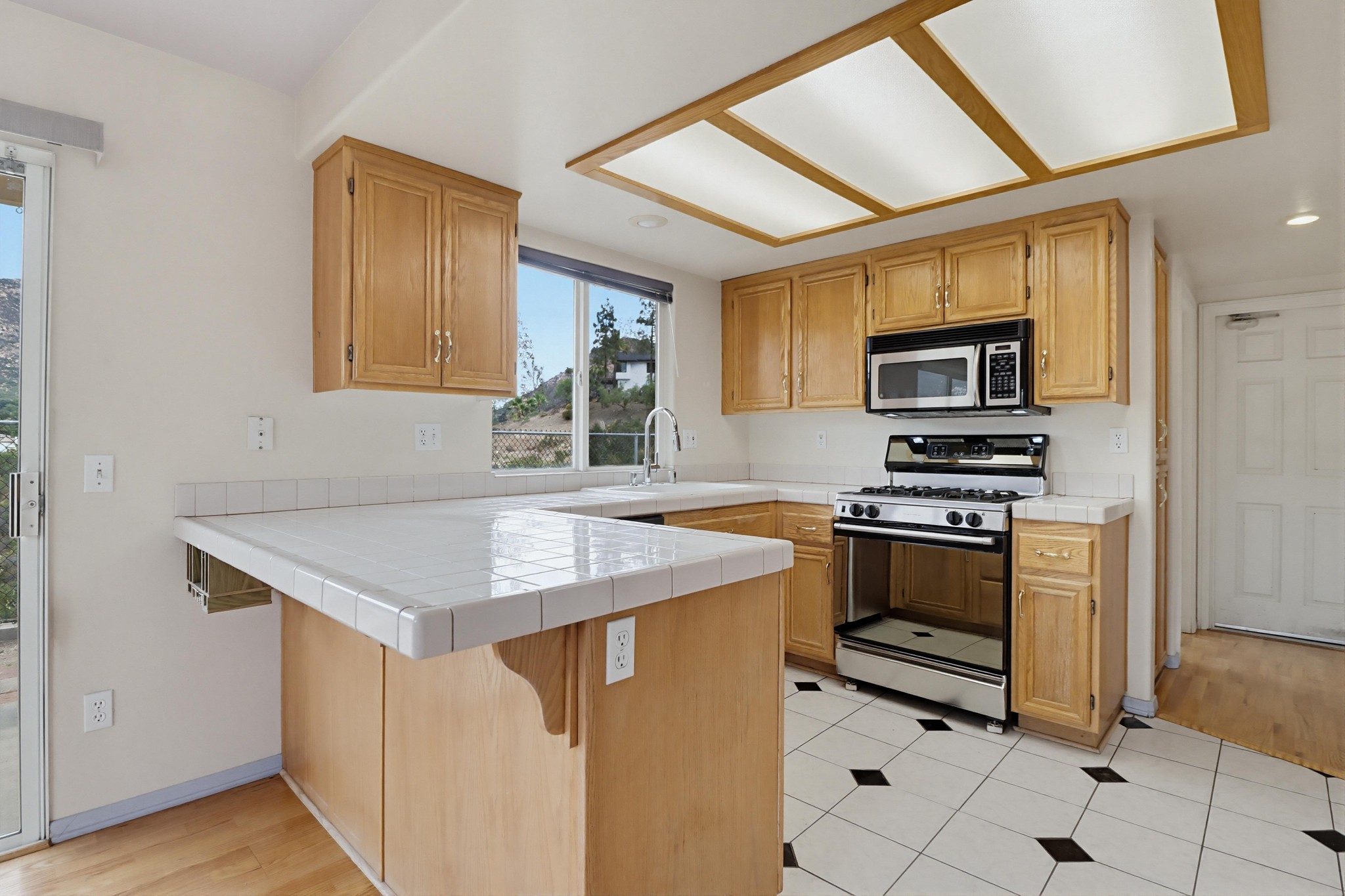 Virtual tour photo 17 of 76 for 833 Cochran Trail