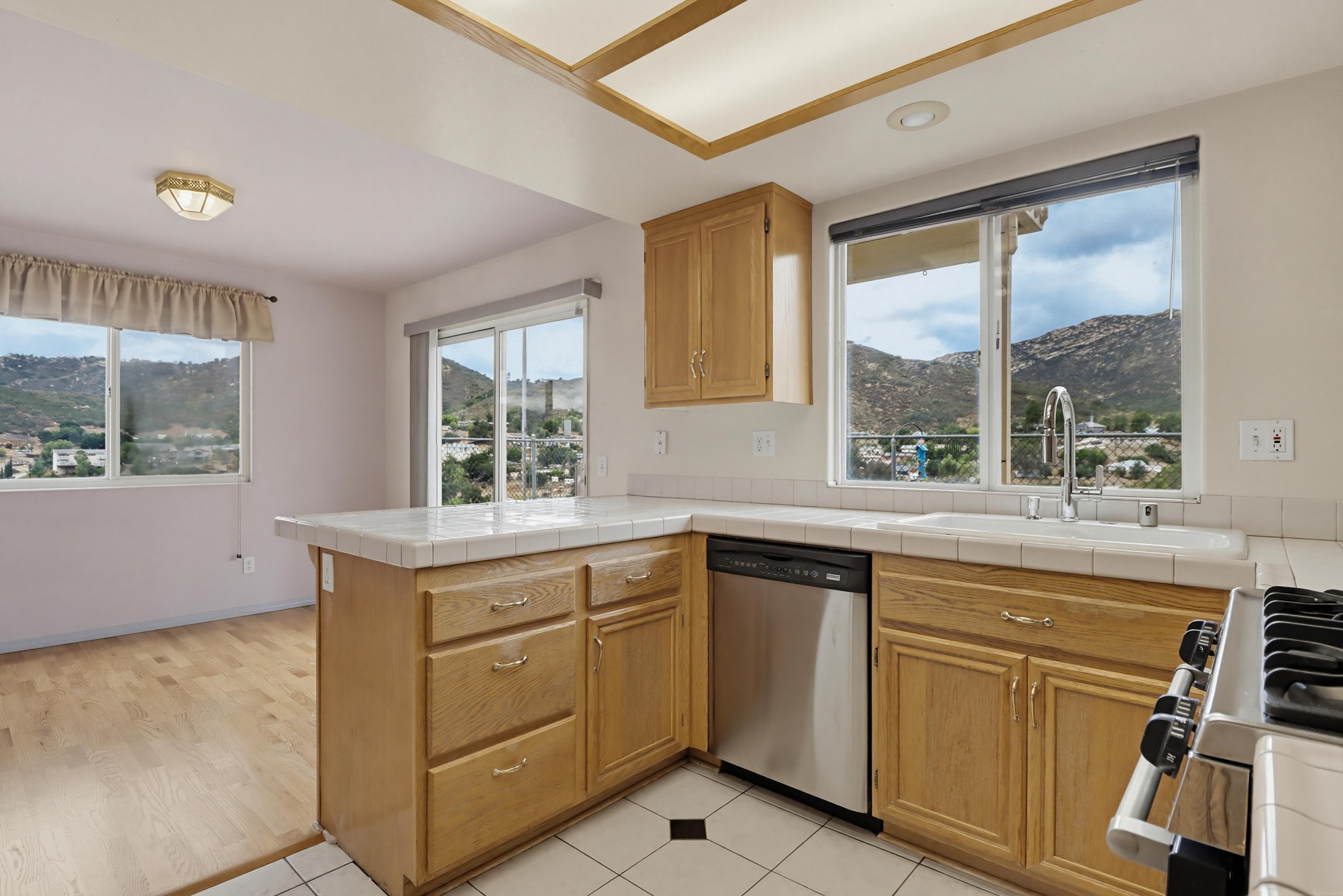 Virtual tour photo 21 of 76 for 833 Cochran Trail