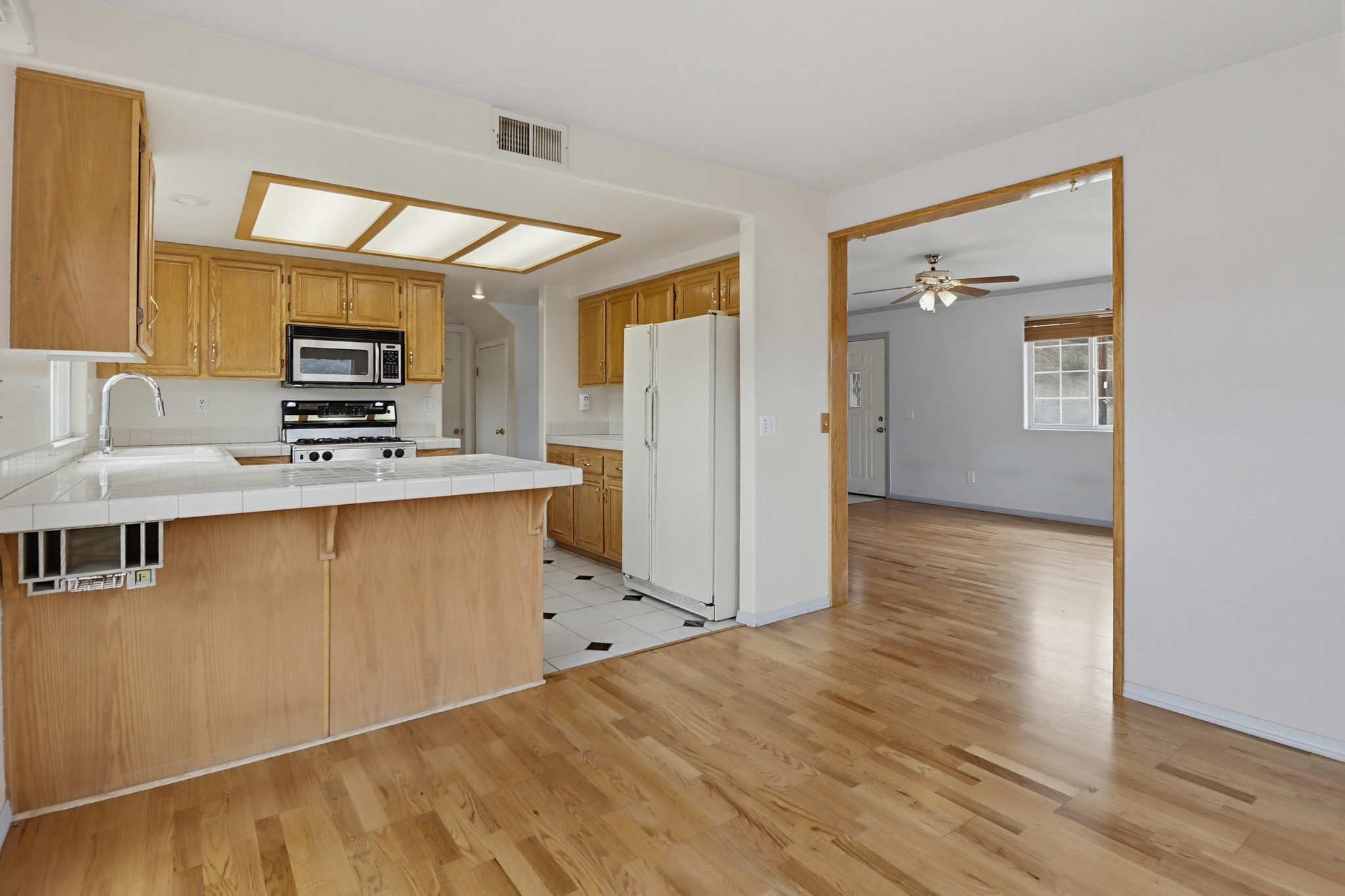 Virtual tour photo 22 of 76 for 833 Cochran Trail