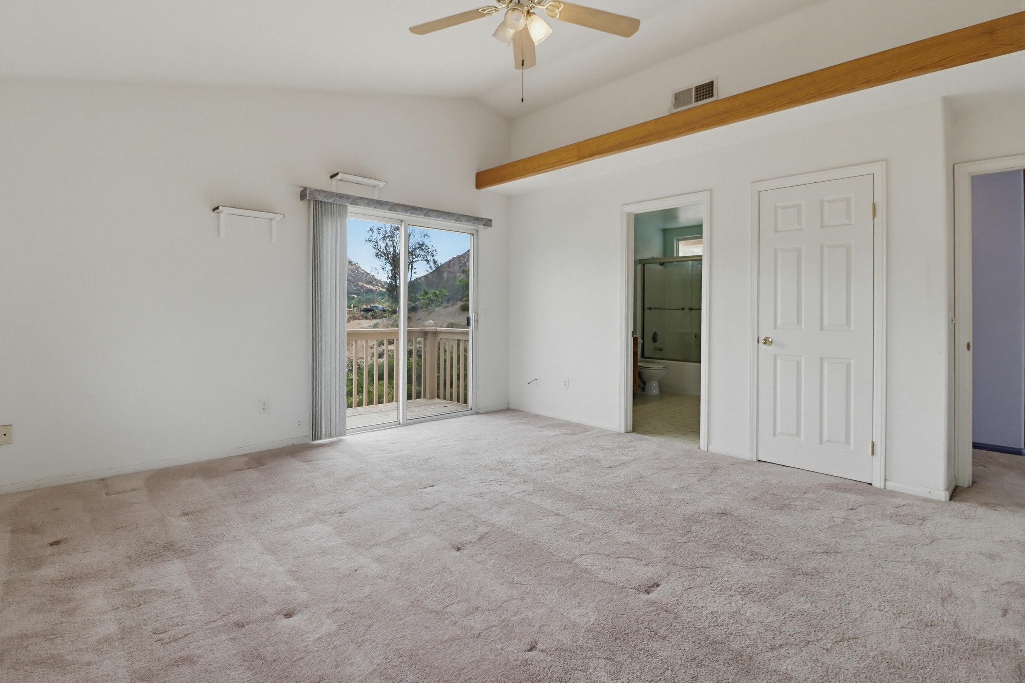 Virtual tour photo 34 of 76 for 833 Cochran Trail