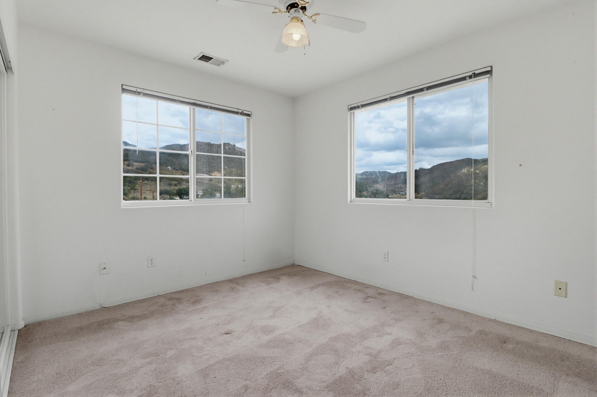 Virtual tour photo 47 of 76 for 833 Cochran Trail