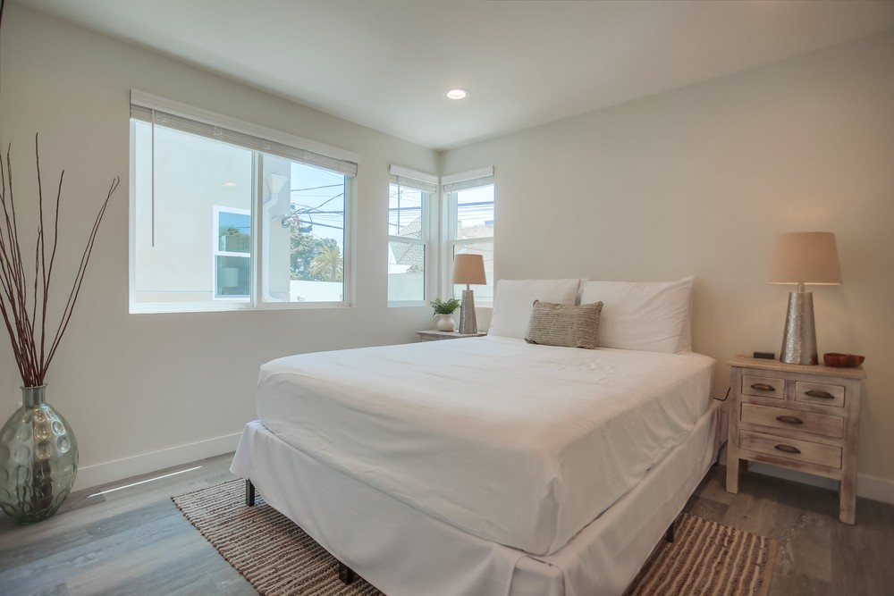 Virtual tour photo 25 of 49 for 833 Portsmouth Ct
