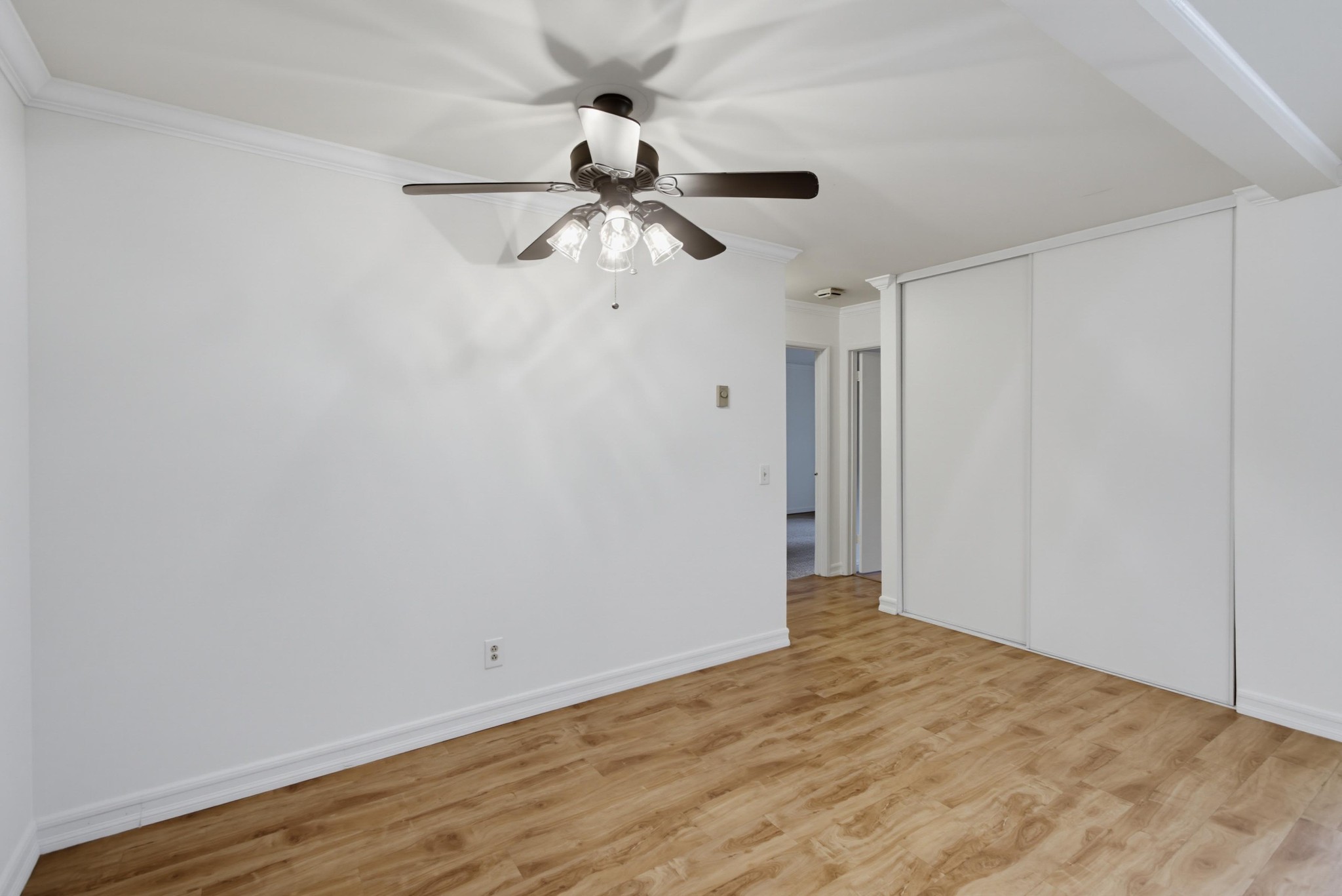 Virtual tour photo 14 of 33 for 8332 Regents Rd Unit B