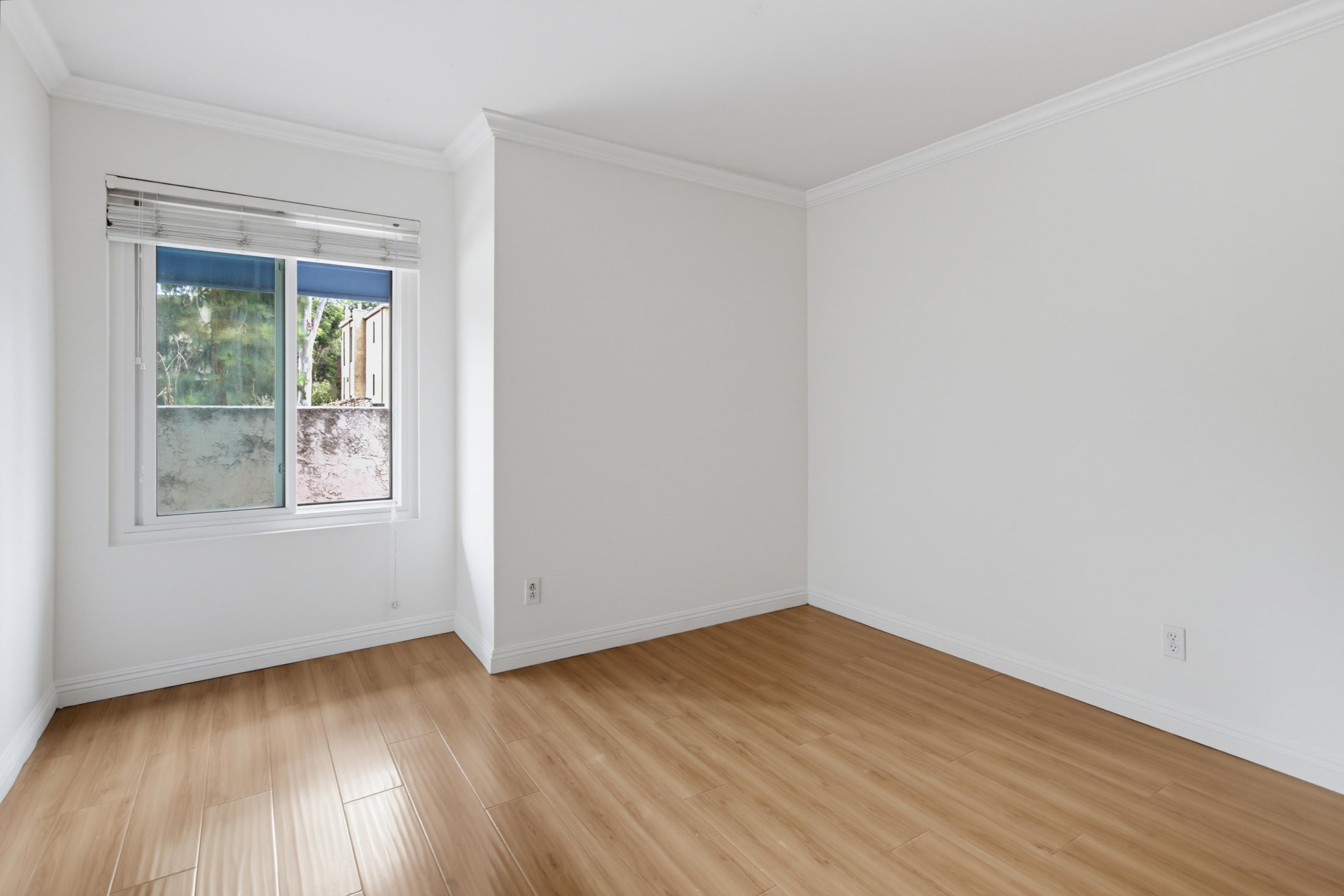Virtual tour photo 18 of 33 for 8332 Regents Rd Unit B