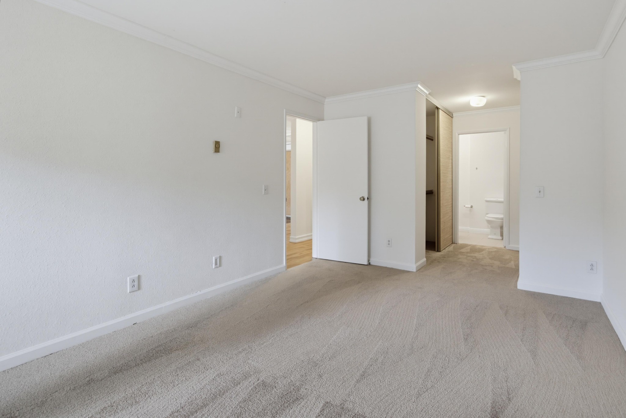 Virtual tour photo 24 of 33 for 8332 Regents Rd Unit B