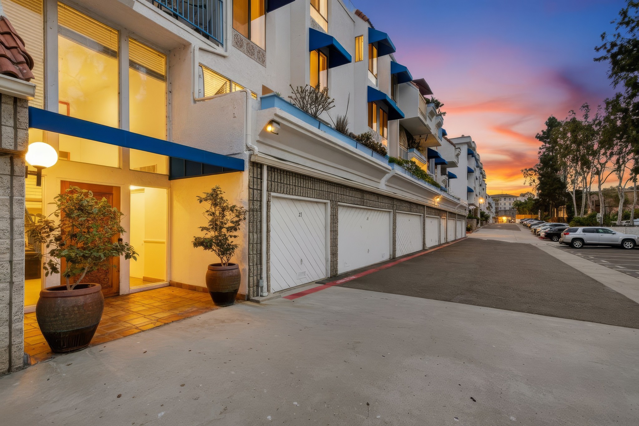 Virtual tour photo 33 of 33 for 8332 Regents Rd Unit B