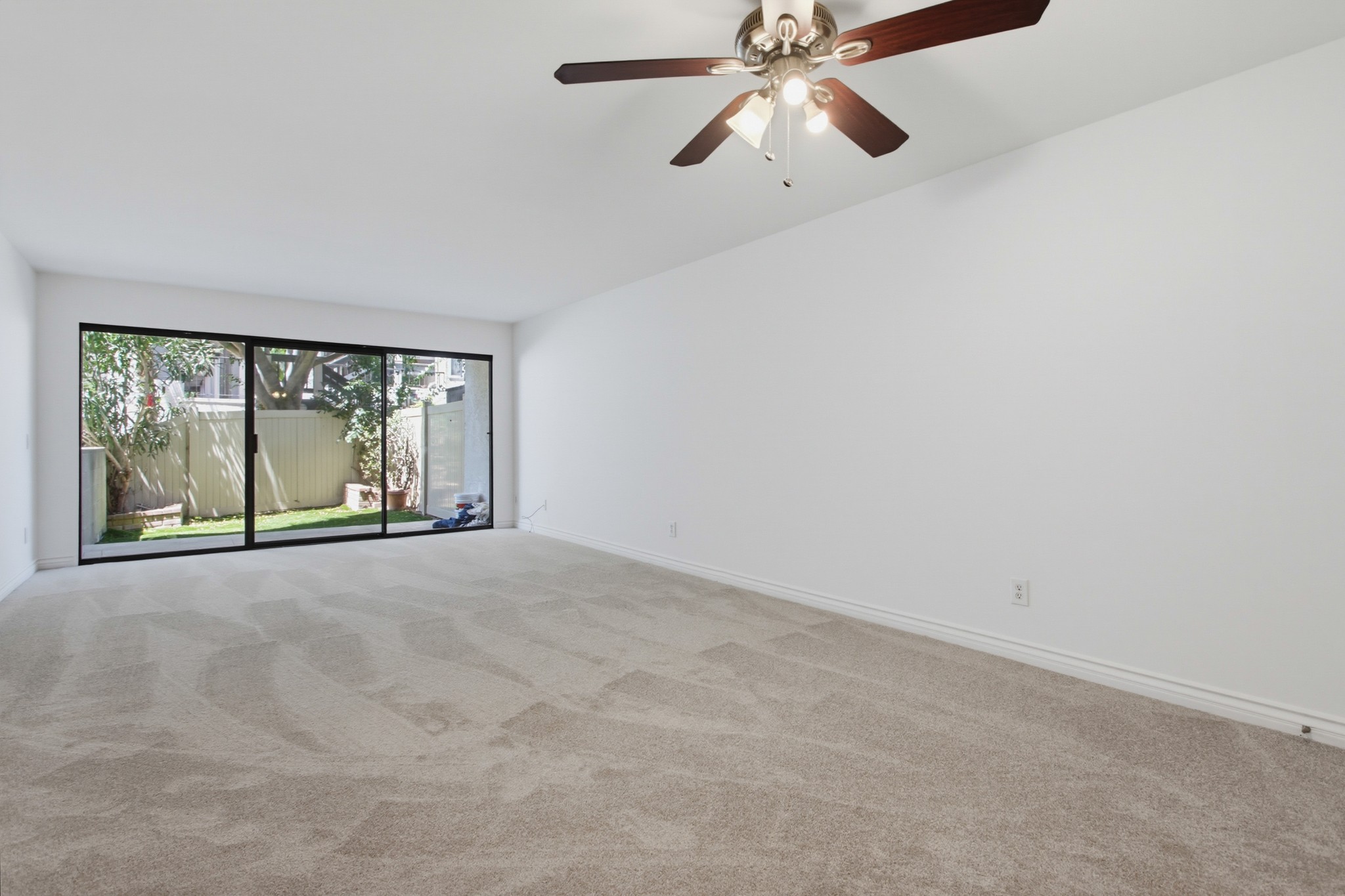 Virtual tour photo 5 of 37 for 8332 Regents Rd Unit E