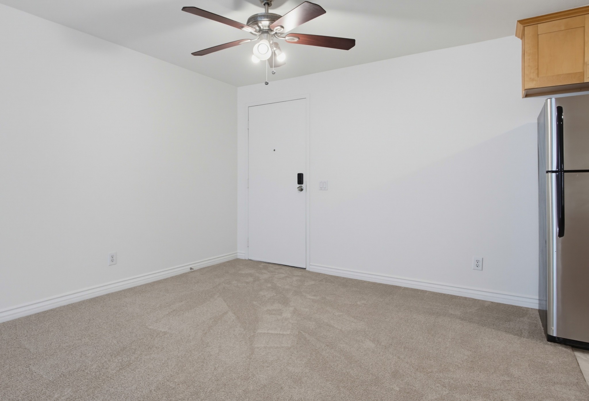 Virtual tour photo 11 of 37 for 8332 Regents Rd Unit E