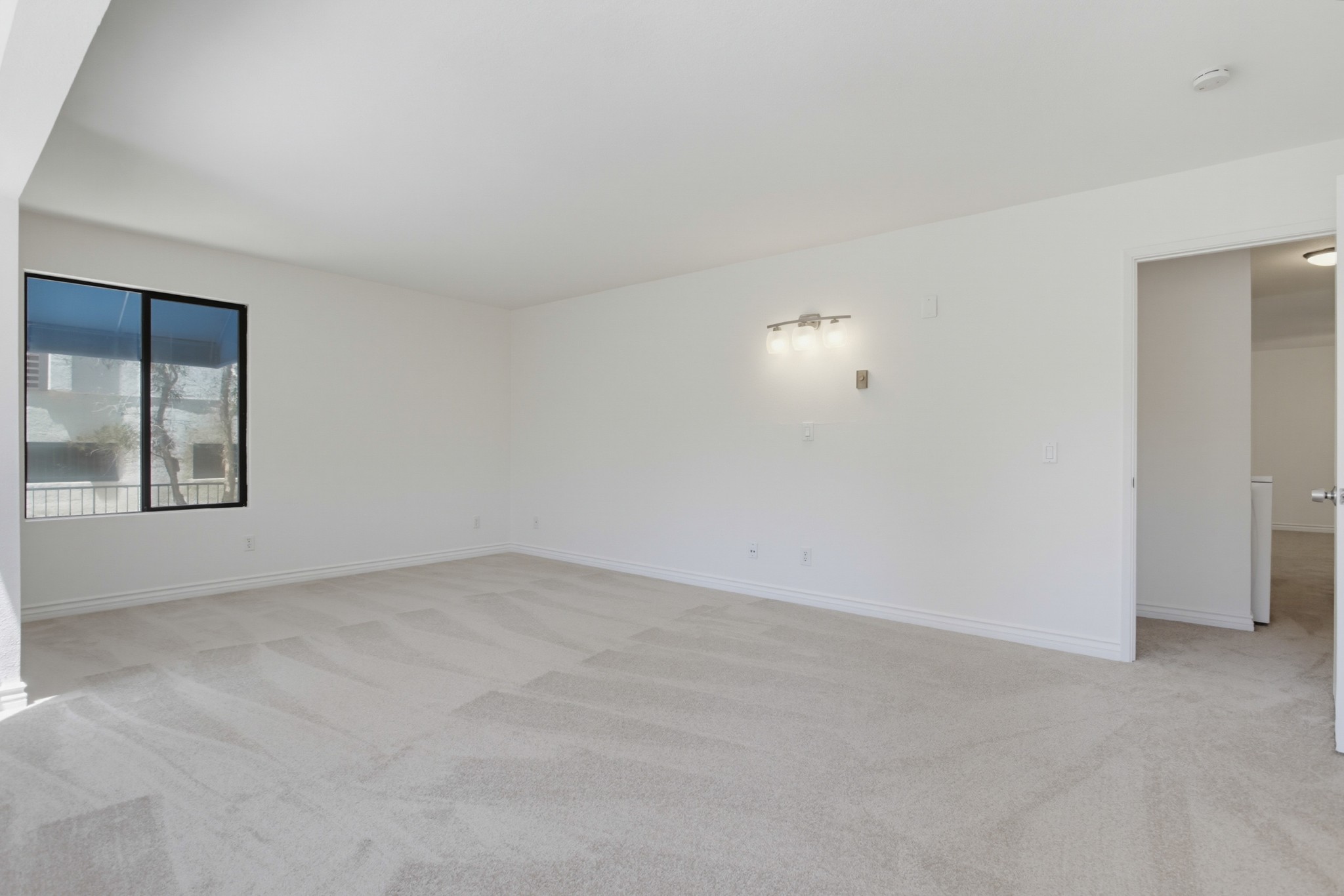 Virtual tour photo 17 of 37 for 8332 Regents Rd Unit E