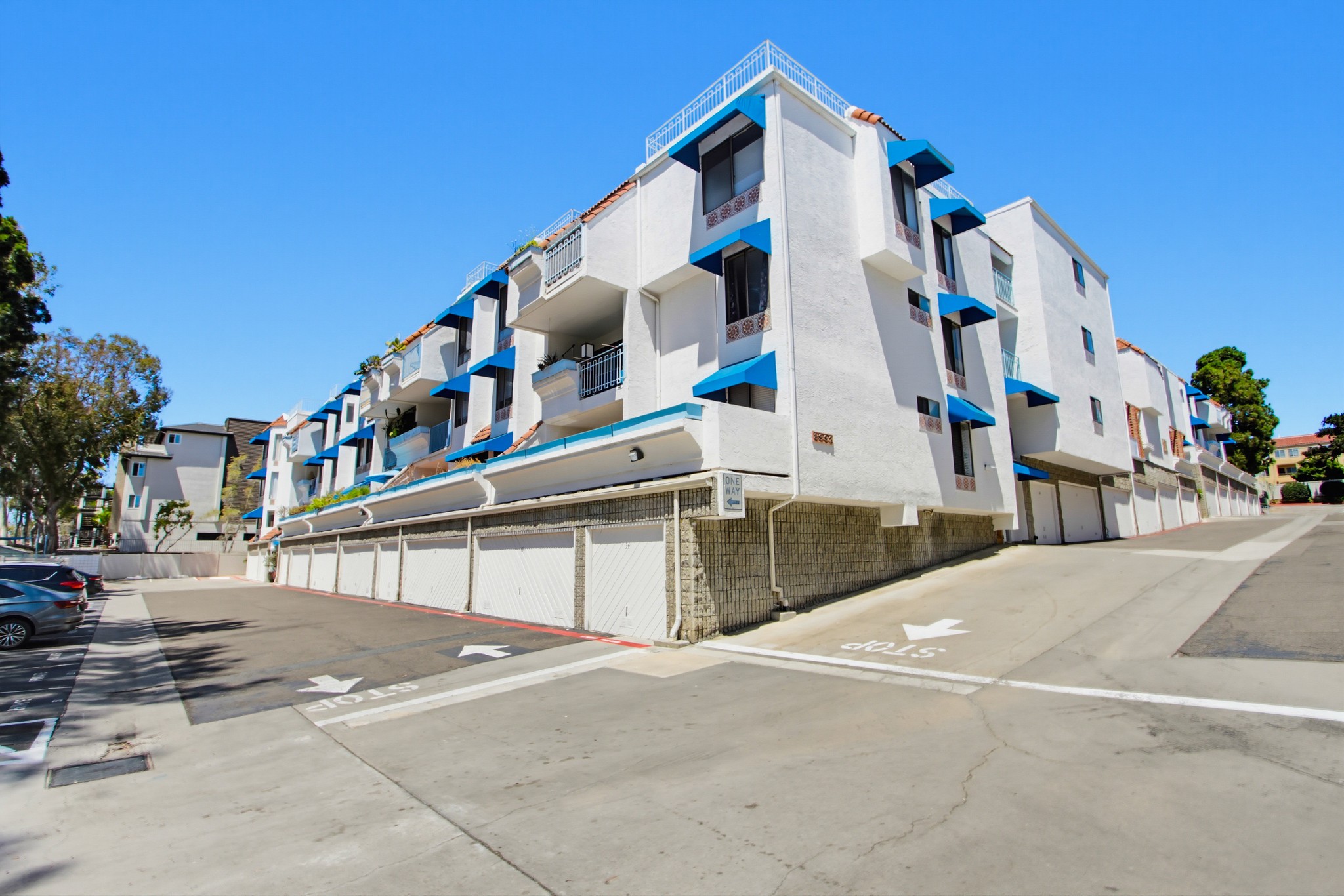 Virtual tour photo 35 of 37 for 8332 Regents Rd Unit E