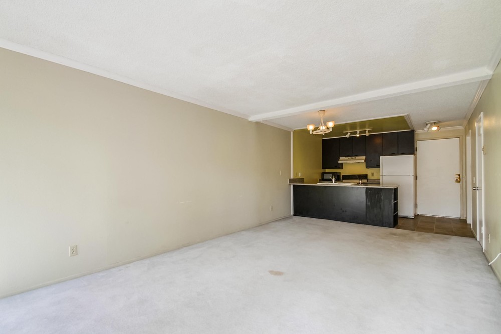 Virtual tour photo 4 of 37 for 8332 Regents Rd