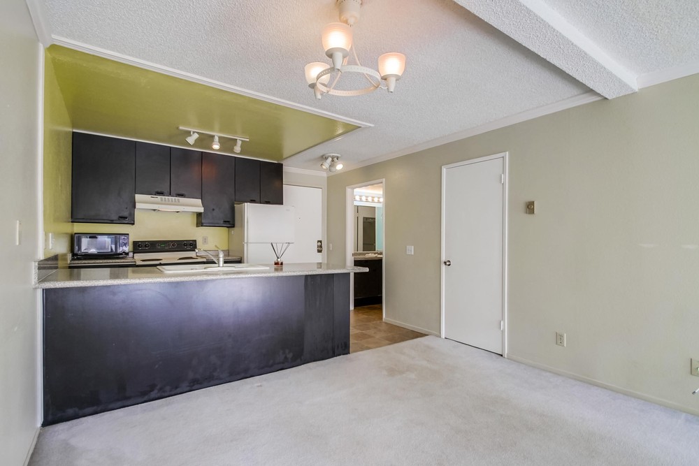 Virtual tour photo 11 of 37 for 8332 Regents Rd