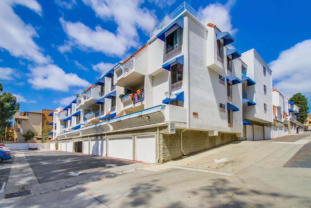 Virtual tour photo 37 of 37 for 8332 Regents Rd