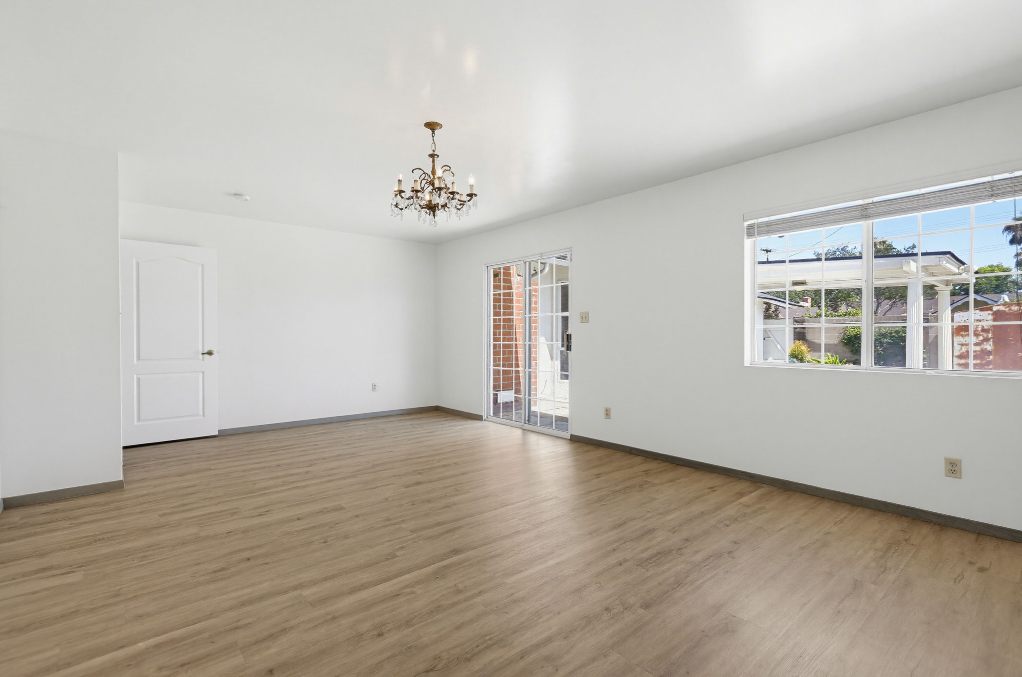 Virtual tour photo 17 of 37 for 8334 Mars Dr
