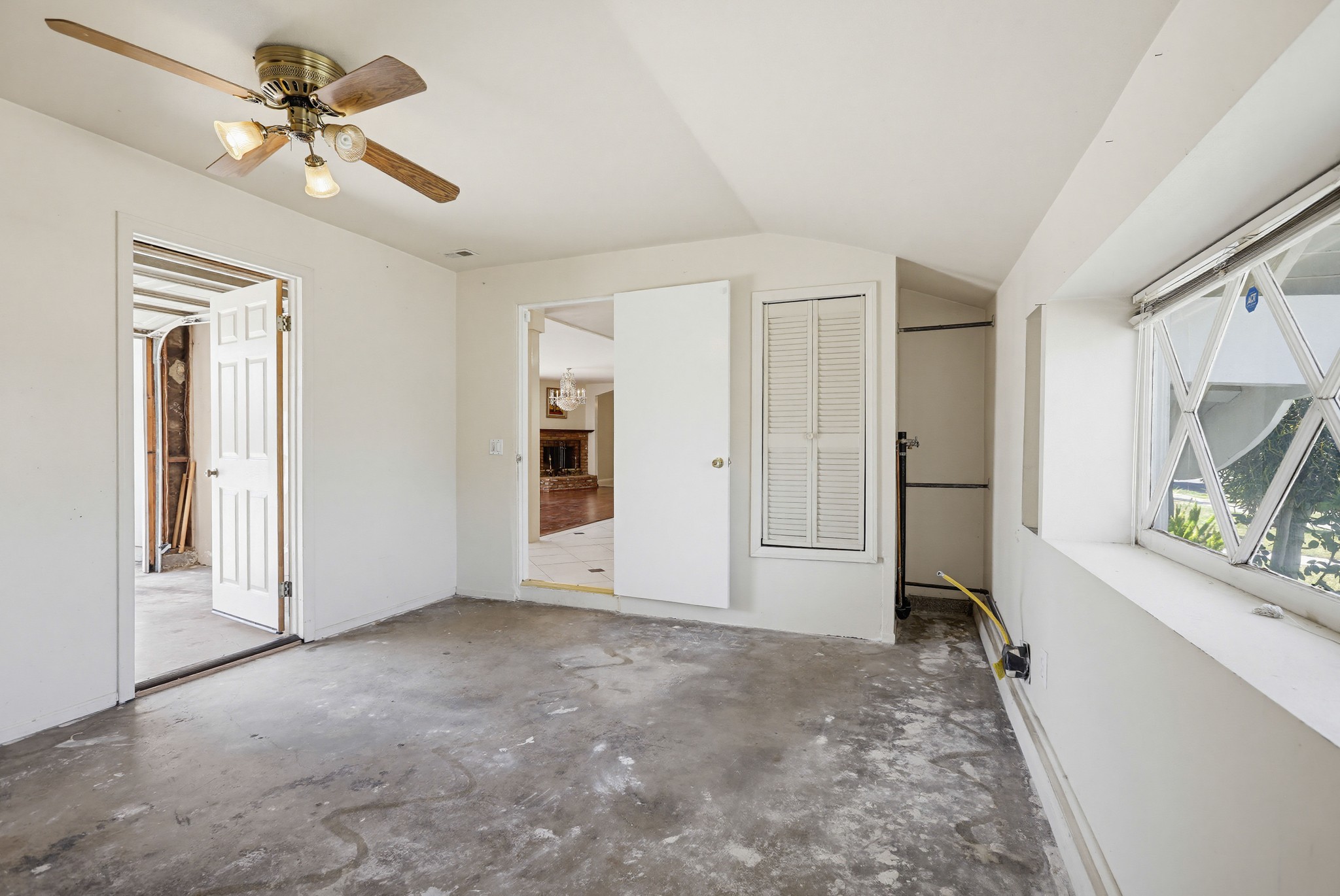 Virtual tour photo 38 of 37 for 8334 Mars Dr