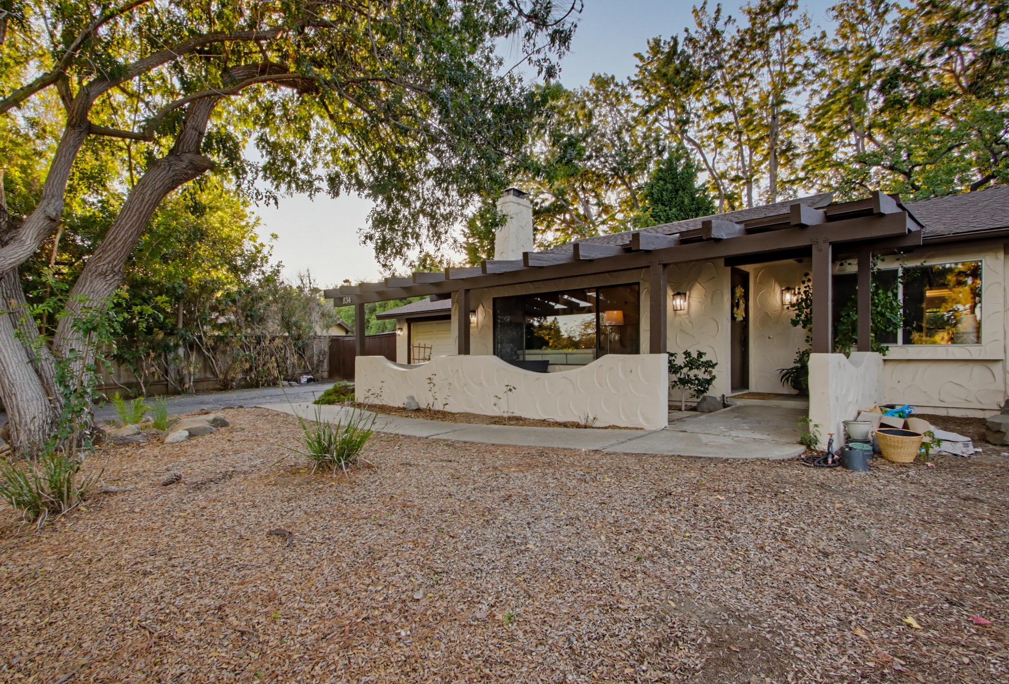 Virtual tour photo 5 of 48 for 834 Cole Ranch Rd