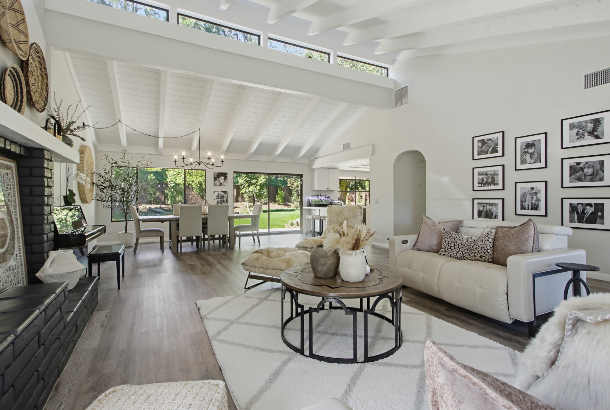 Virtual tour photo 4 of 28 for 834 Cole Ranch Rd