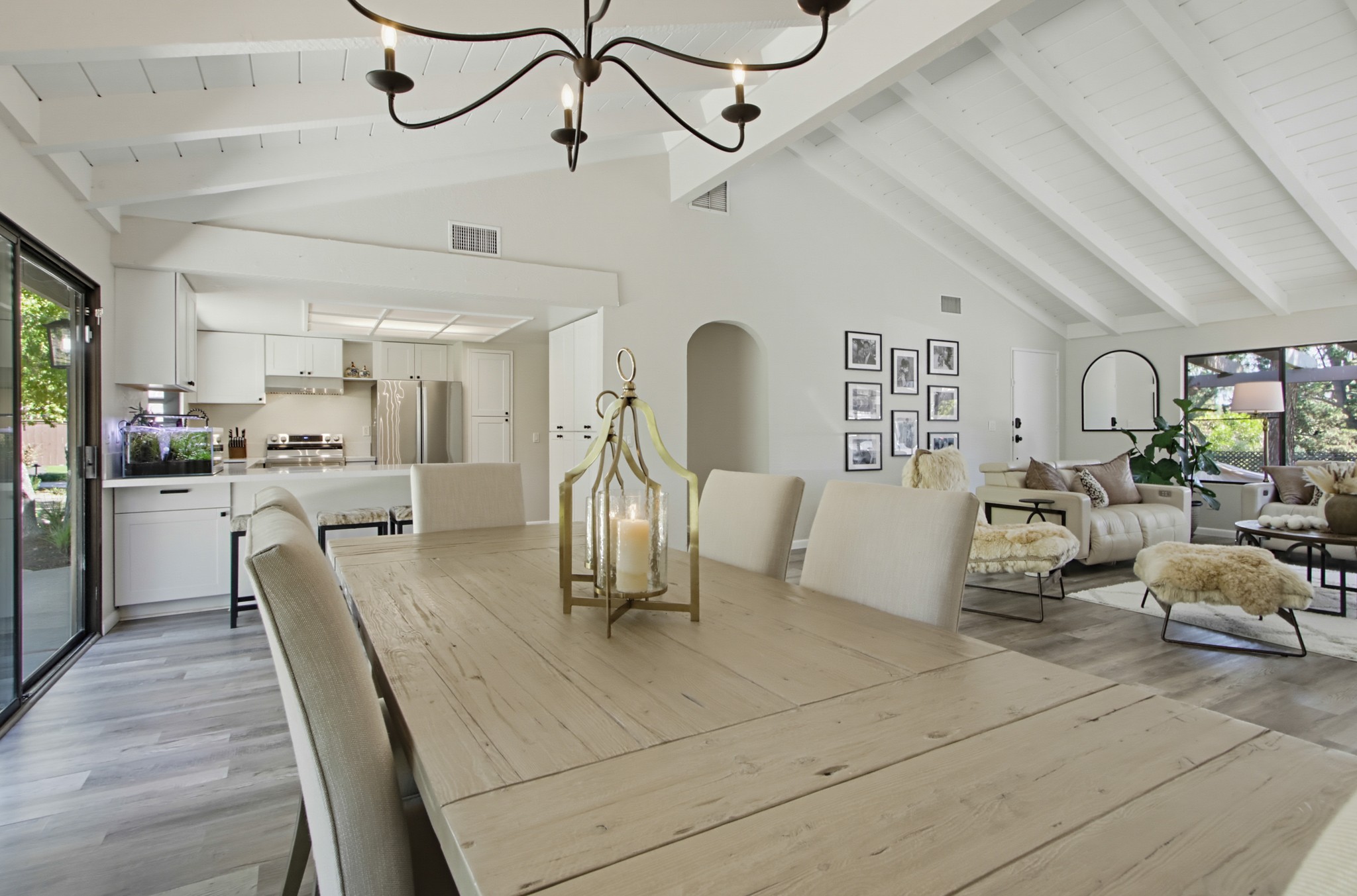 Virtual tour photo 6 of 28 for 834 Cole Ranch Rd