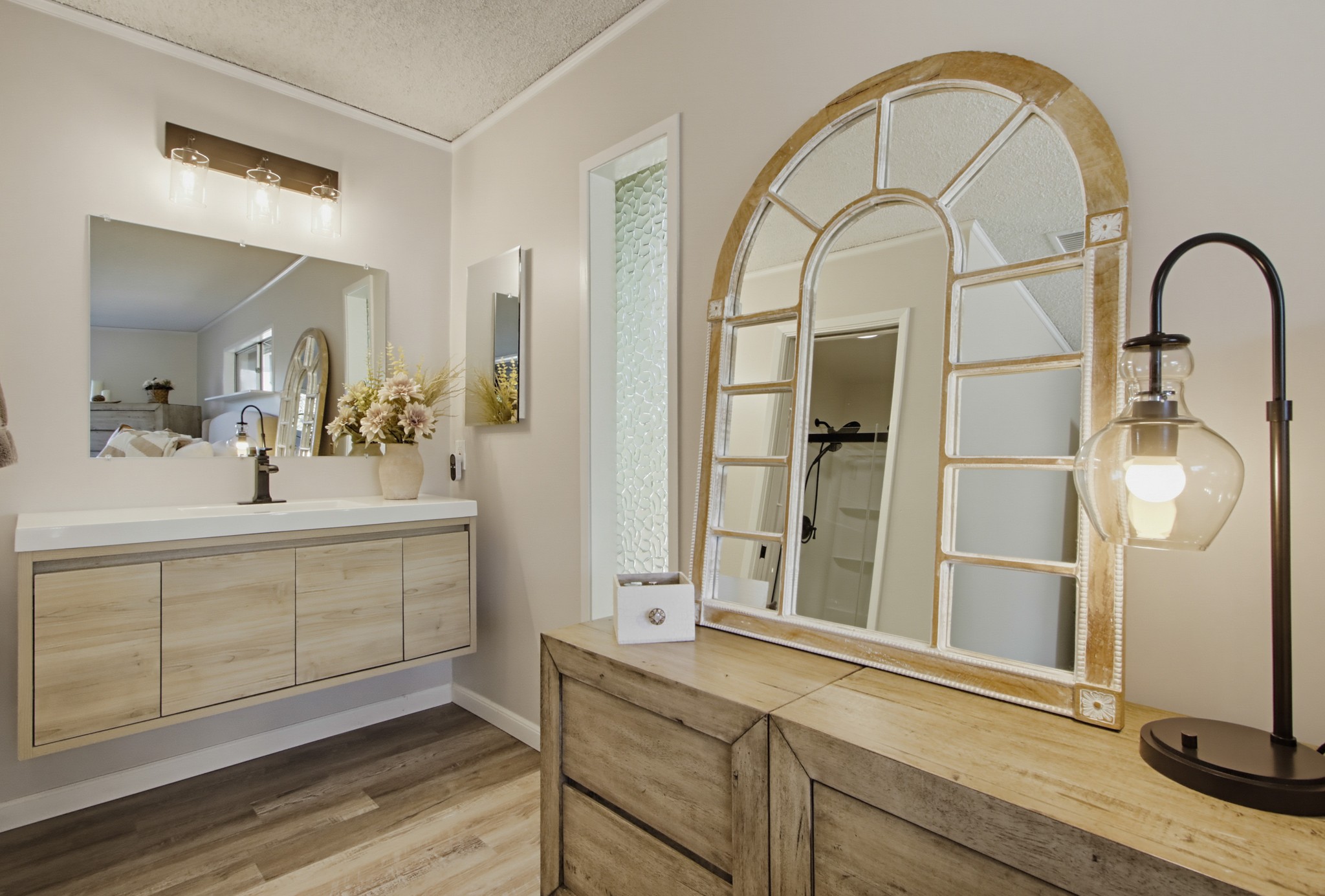 Virtual tour photo 13 of 28 for 834 Cole Ranch Rd
