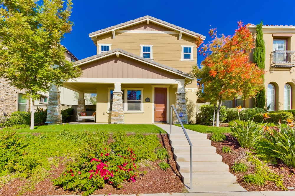 Virtual tour photo 1 of 36 for 8340 Kern Crescent